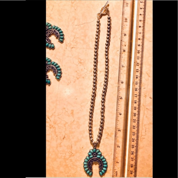 ON REORDER❣️SILVER TURQUOISE SQUASH BLOSSOM NECK - Picture 2 of 3